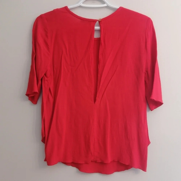 Aritzia Babaton Half Sleeve Red Crepe Blouse with Side Slits Small - Picture 9 of 16